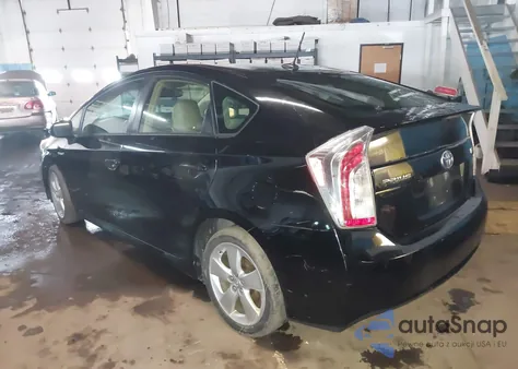 2013 Toyota Prius Five z USA, uszkodzony, nr VIN JTDKN3DU3D5638034